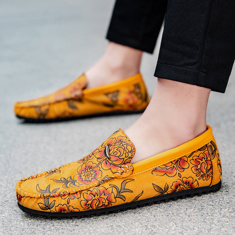 Loafers de Couro com Padrão Floral