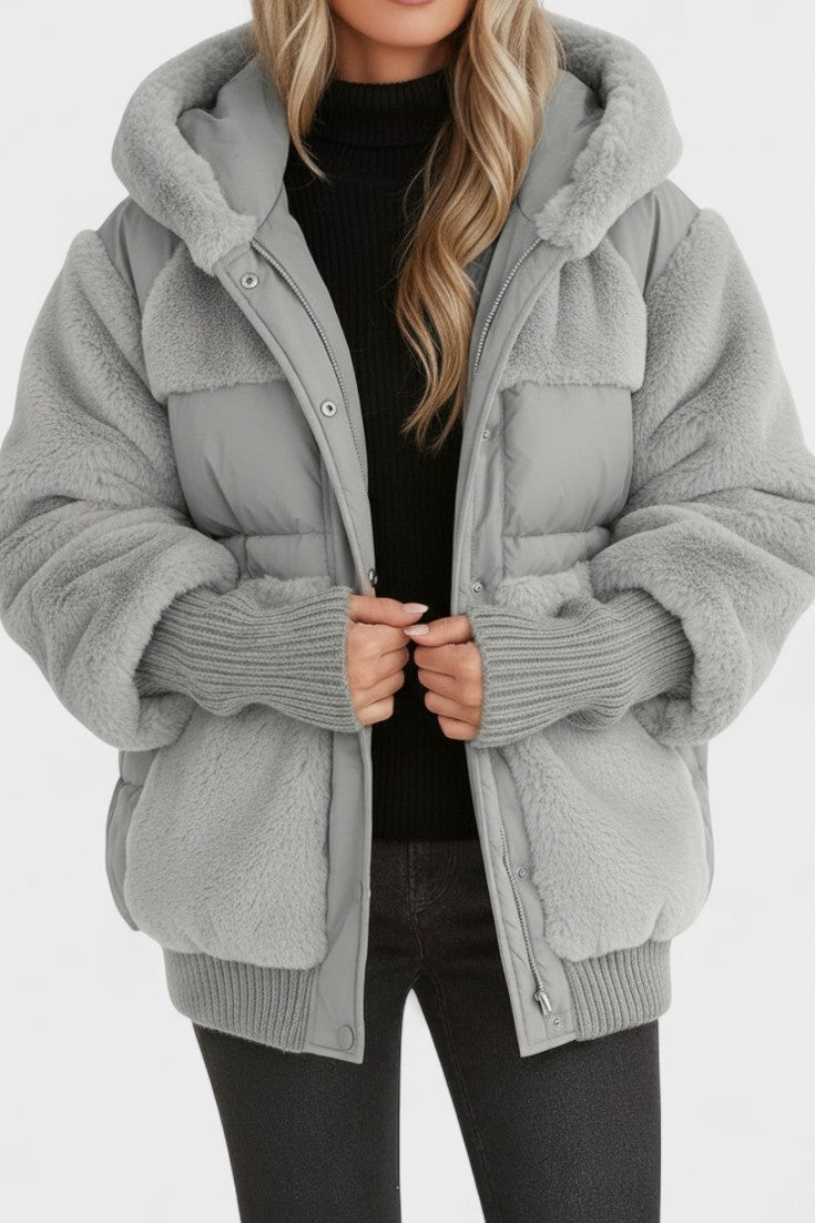 Lena™ | Casaco de penas luxuoso com capuz