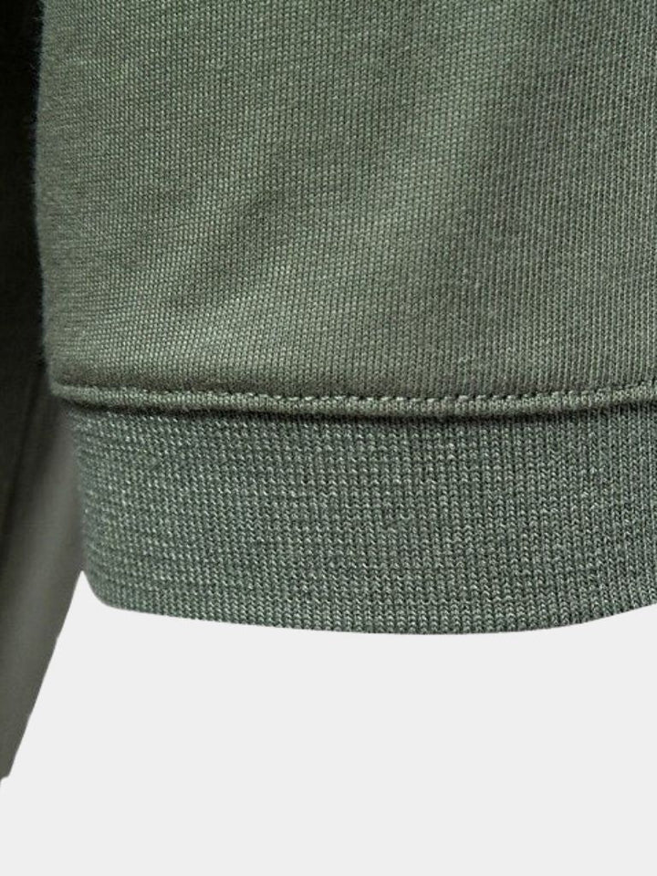 Mathias™ | Polo com Emblema Real